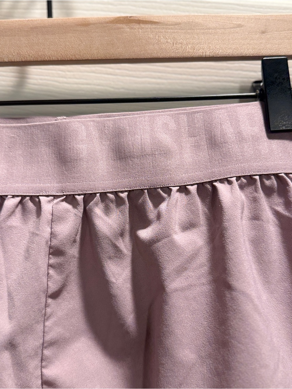 Gymshark Training Loose Fit Shorts – Dusty Pink Lavender – Size Medium - Picture 4 of 8